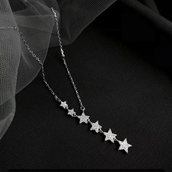 🌟 Beautiful Stars Diamond Necklace - Picture 4 of 4